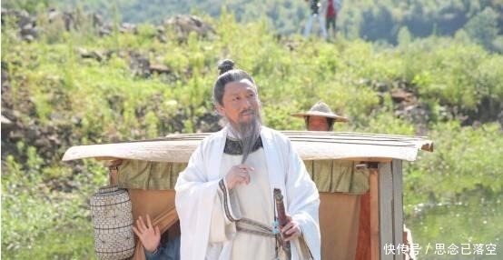 李白52岁时写的一首诗,全诗72字,开头2句就让天下人黯然神伤!