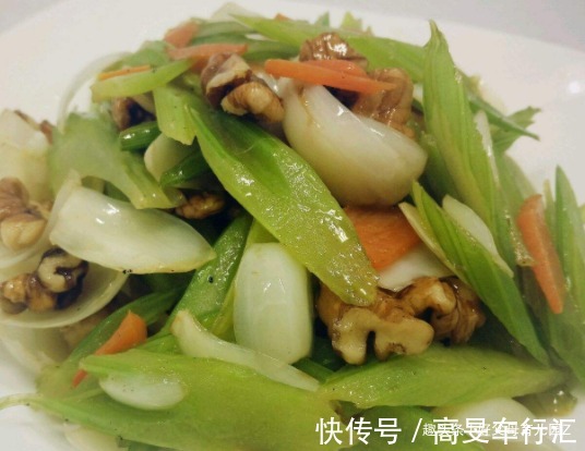 好父母|清脆爽口又酥又香,隔三差五做给孩子吃,健康又补脑