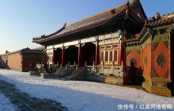 慈宁门|真正的故宫：荒无人烟杂草丛生，图2是小燕子住的地方