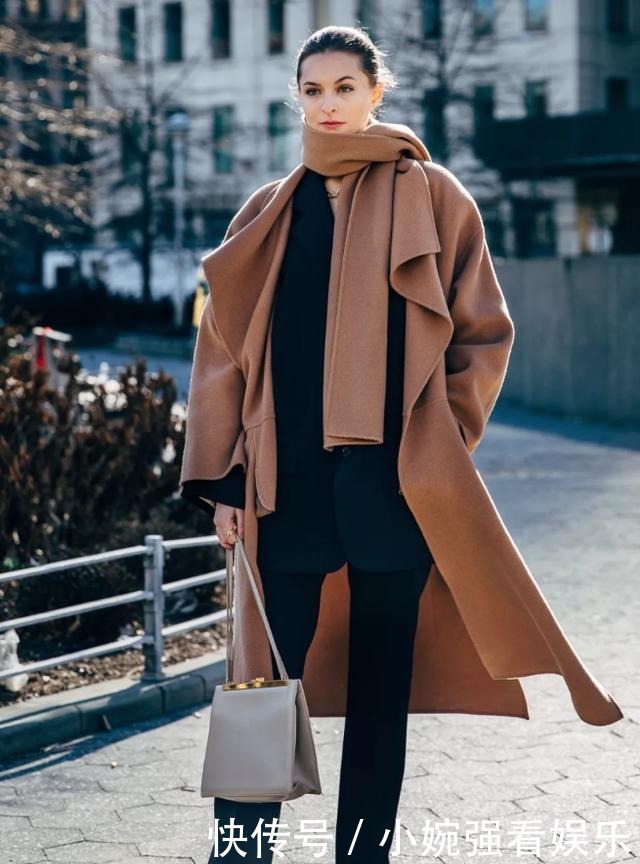 流行|别再穿“打底裤”了,现在流行这么穿!保暖又显瘦!