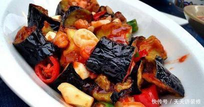 美食精选31道，汤汁鲜美、肉香软糯，每一口都是享受