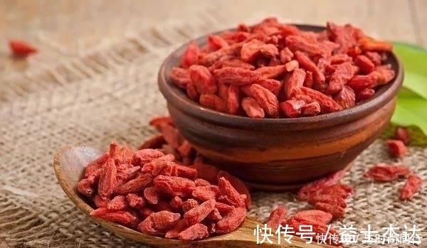 枸杞|枸杞和它一起吃伤肝，搭4样养肝又养肾！真正懂养生的人才知道