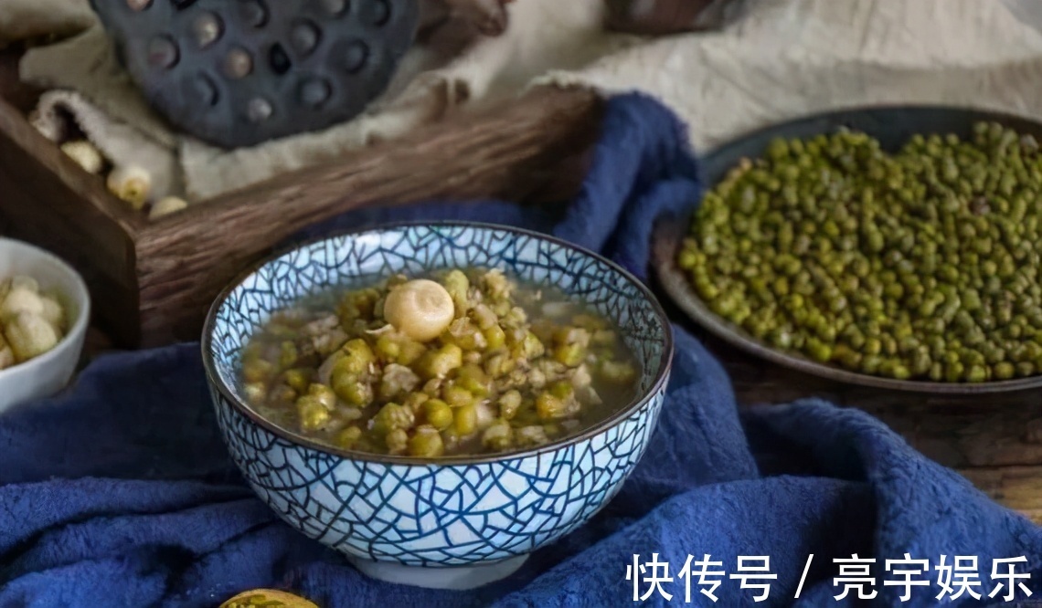 含有|人到中年，坚持每天吃三种食物，保护肠胃，保护心血管，身体健康