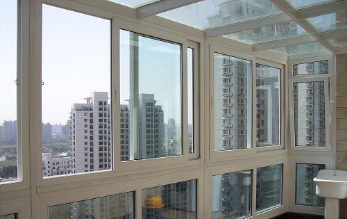 塑钢|越来越多人封阳台都不用塑钢了，现在都流行装这种！便宜还耐用