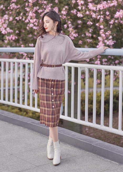 长筒靴|冬天穿“小白靴”更惊艳,显瘦耐看还减龄,配大衣美极了!