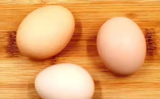 鸡蛋别再煮着吃了,试试这个做法,营养好吃不腻