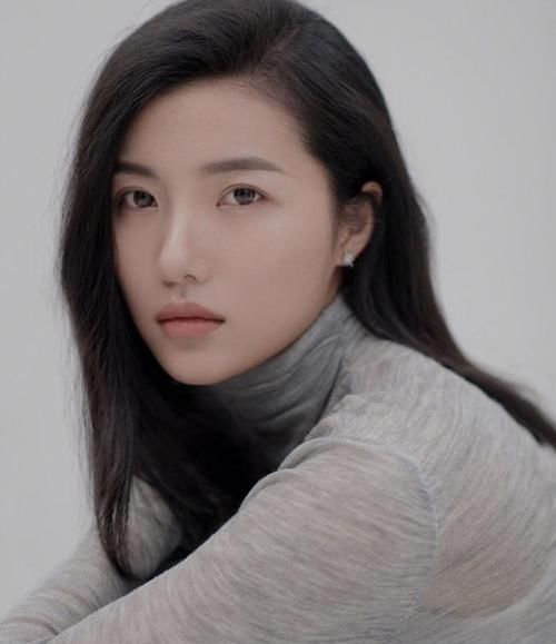 眉毛|有这4个特征是天生的“美人脸”,能中2个颜值就不低,素颜更好看