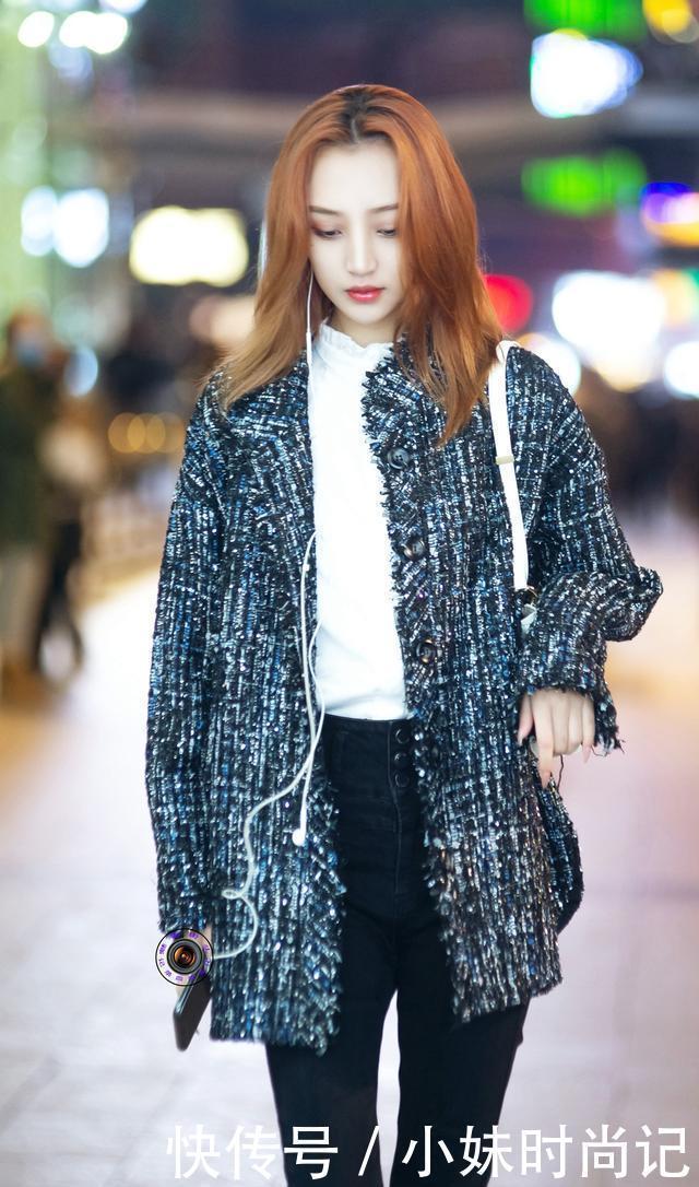 粗花呢|初冬时节适合穿紧身牛仔裤, 搭配粗花呢外套, 时髦洋气又显瘦