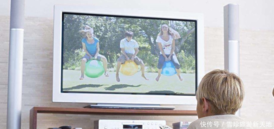 电视机前|过度用眼对儿童的发育造成不良影响，应如何引导儿童观看电视