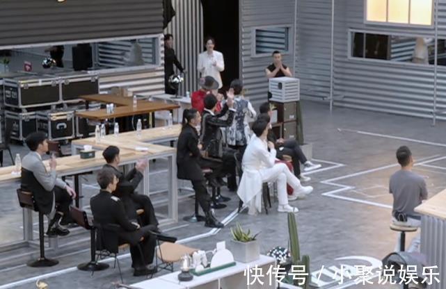 节目组|有人不想唱，有人不想跳，节目组不仅没定位，还不跟哥哥沟通