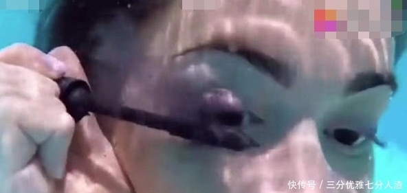 美女|美女水下化妆,睫毛膏流出来瞬间以为失败了,最后却让人不淡定