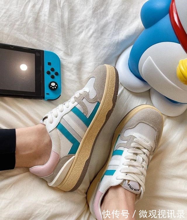 运动鞋 小白鞋失宠了!这双“ 初恋鞋 ”,太时髦!