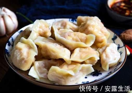 厨娘透露:饺子馅要想好吃,3味料不能少,做出来的饺子鲜嫩多汁