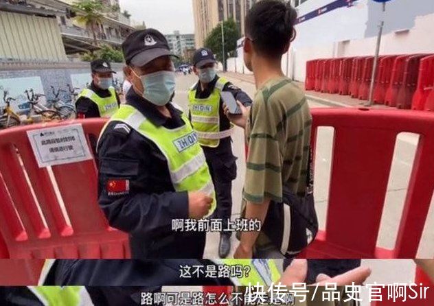 松鼠|辛巴带货三只松鼠，百万网友公屏质疑，辛巴：不想买滚出直播间