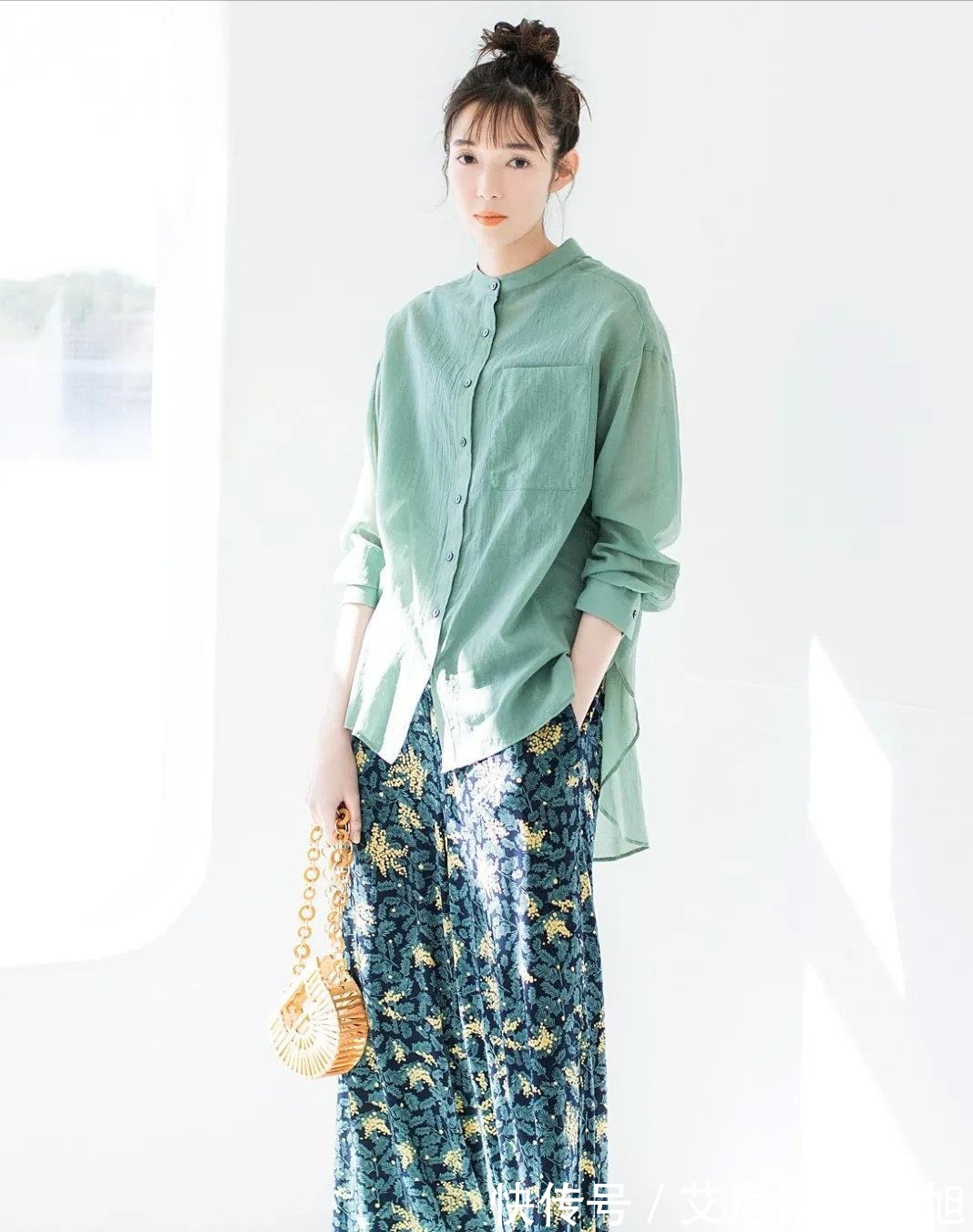 印花|凭什么她穿“大阔腿裤”美成画?日系文艺派的疗愈穿搭,从没失望