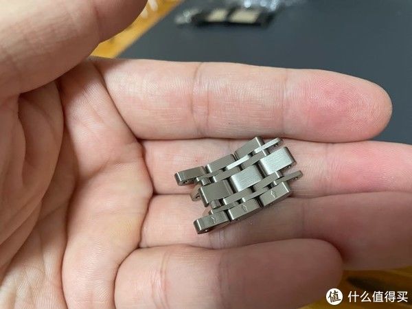两个字画|手表 篇二:上海牌手表不完全开箱评测