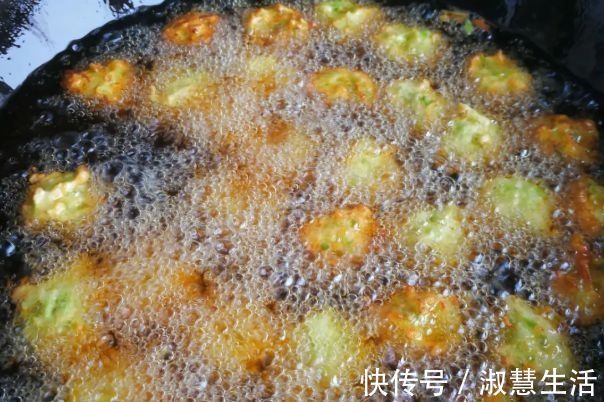 炸萝卜丸子，加淀粉还是面粉？很多人搞错，难怪丸子不香，很油腻