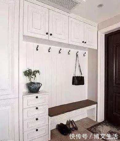 鞋柜|玄关鞋柜要不要做到顶，幸亏装之前问了老师傅，几乎没人装对