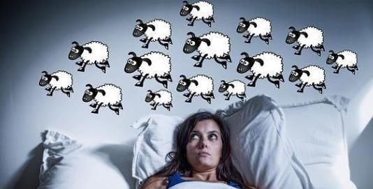 身体出现四个特征,说明身体在衰老,若占一半