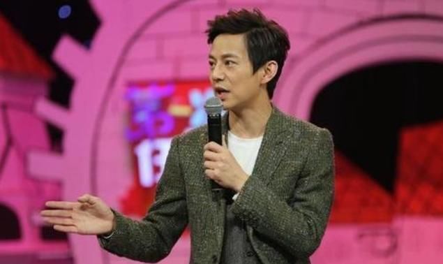 谢娜主持央视节目只一期就被换掉，央视官媒12字点评，很真实了