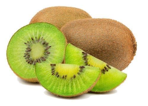 安安|3岁内的孩子,尽量不要吃这3种水果,有可能会有损娃的健康!