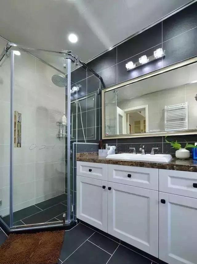 卫生间隔|卫生间就这样装非常漂亮,洗澡也方便,一天连洗三次都不过瘾