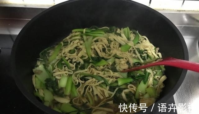 胆酸盐|秋季这菜要多吃,富含多种氨基酸,钙含量极高,孩子常吃长高个