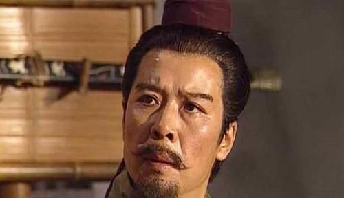 目的|吕布朝三暮四天下皆知，刘备为何执意接纳吕布？目的主要有两点