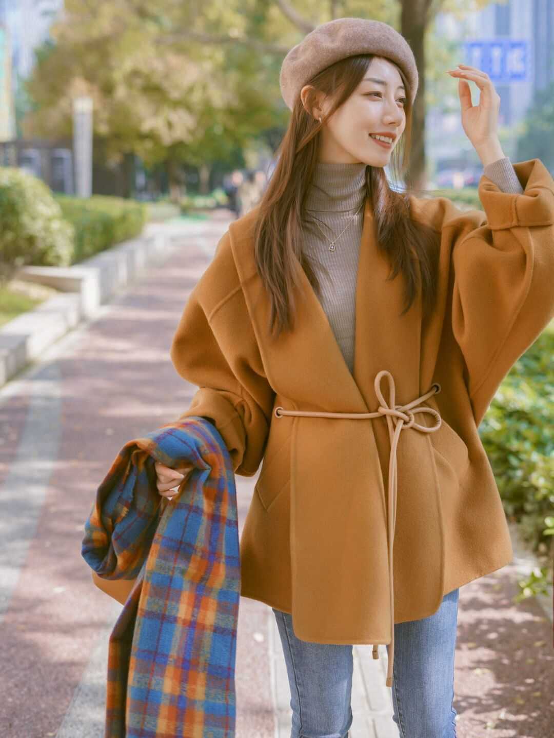博主|大衣穿不出女人味不要怕,入手这款收腰款大衣,上身秒有小蛮腰