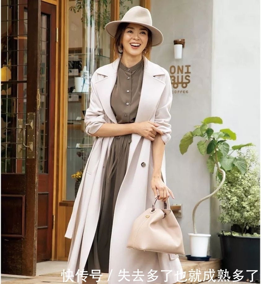 日本主妇的50+穿搭走红朋友圈，有一种“美好”，叫做会穿搭