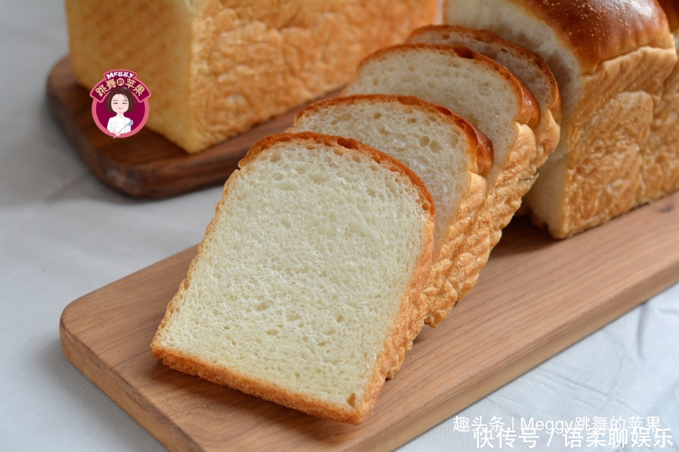  美食|早餐吃吐司不用买，在家做的吐司太好吃了，又香又软，美食get