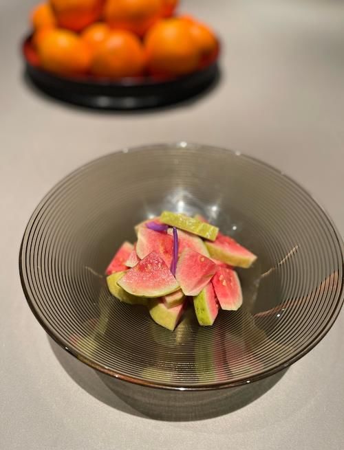 创意虾籽豆腐烩龙虾油条脆，私房牛肉妈妈脆炒肚带你穿越回民国宴