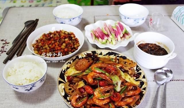 晒晒我家6天晚餐，换着花样做，经济实惠有营养，网友：想去蹭饭
