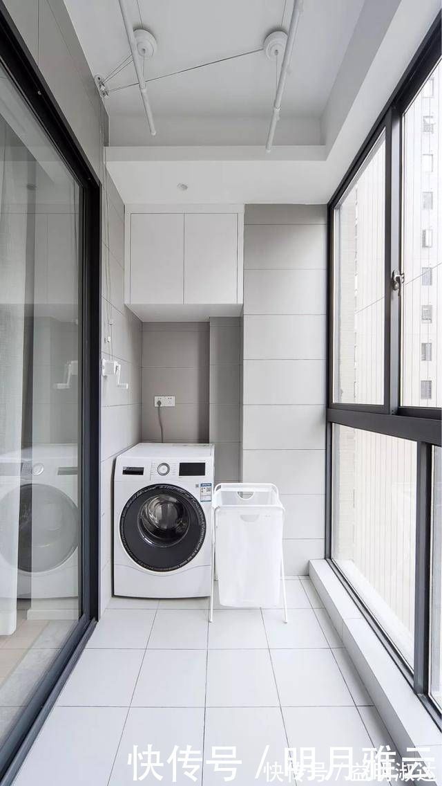 客厅|天才老公自装88㎡简约风婚房,客厅竟然隔出一间小书房,超实用