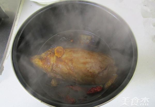 爷爷传下来的酱牛肉秘方,牛肉香嫩有嚼劲,做法简单只需3步!