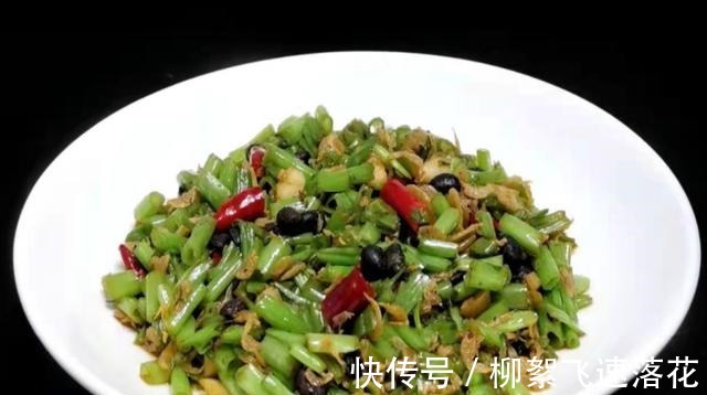 秋季多吃空心菜,试试这种新吃法,营养又美味,营养均衡特解馋!