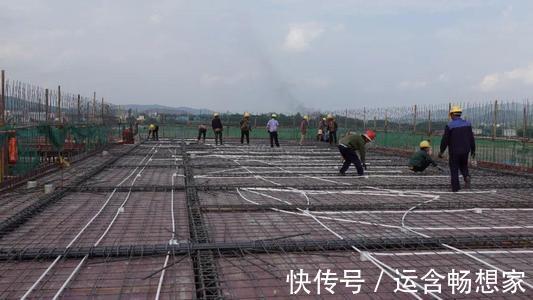 线盒|为什么农村建房混凝土楼板总有裂缝两个原因造成,可以提前预防