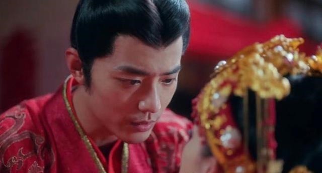 疾冲|狼殿下疾冲摘星大婚肖战耳朵通红，网友留言冲哥你怎么可以这样