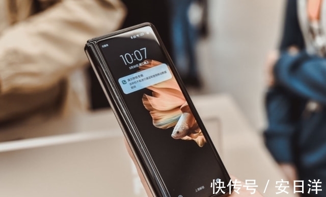 手机|发布不到九个月下跌3000元，12GB+256GB，小米顶级旗舰售价大跳水