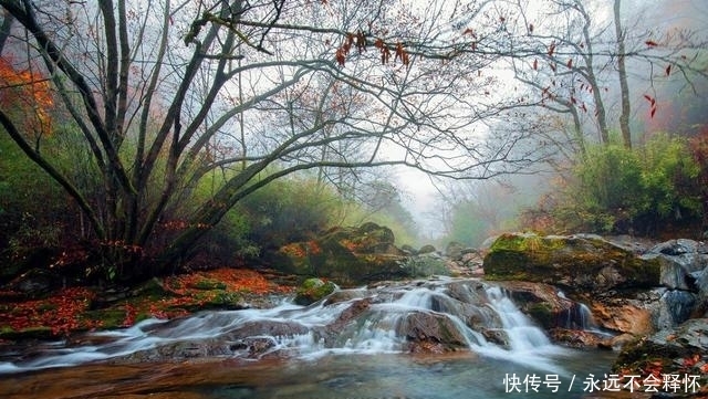 陕南“小九寨”灵秀山水神奇千层河