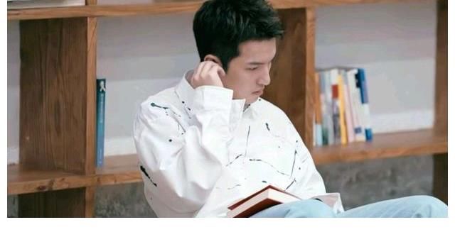 《我們戀愛吧3》阿霜對小龍展開攻勢，阿興心酸傷神，敗在身高上？