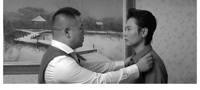 眼淚|德云團(tuán)綜第三期，觀眾看完后含著眼淚，致敬那些平凡而偉大的先輩