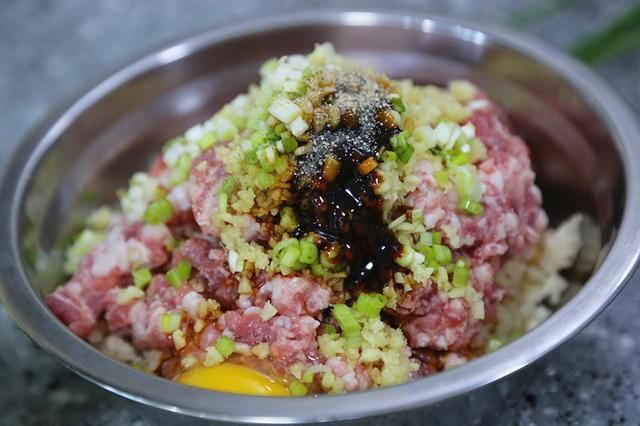 藕丁|三伏天吃莲藕，教你3种不同的做法，开胃爽口入味，上桌瞬间光盘