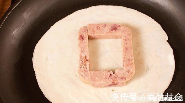 这饼太绝太香了，不管你会不会做饭，谁都能做好吃，5分钟就搞定！