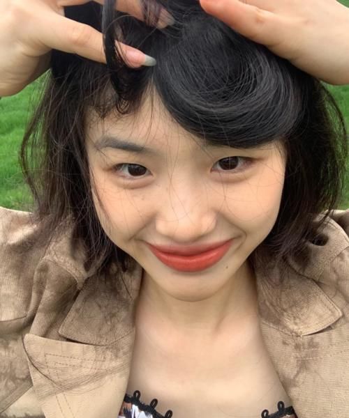 20岁的女生如果有这几个特征，看起来会很显老，就算占一个也会