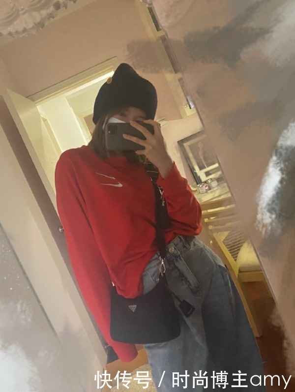 看起来|牛仔裤穿出“新花样”?腰部系带成潮流,腰不够细驾驭不起