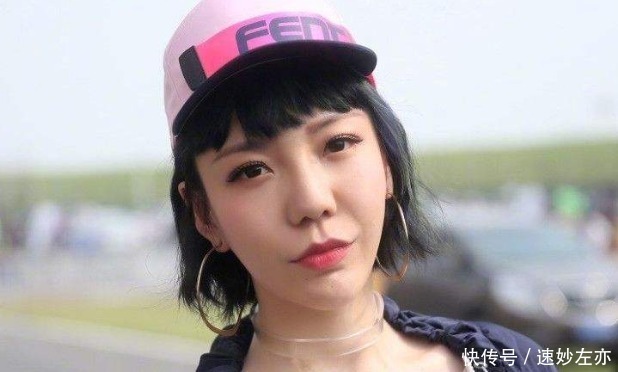 她在参加中国好声音成名后,嫁给爱奇艺总裁,今30岁成人生赢家