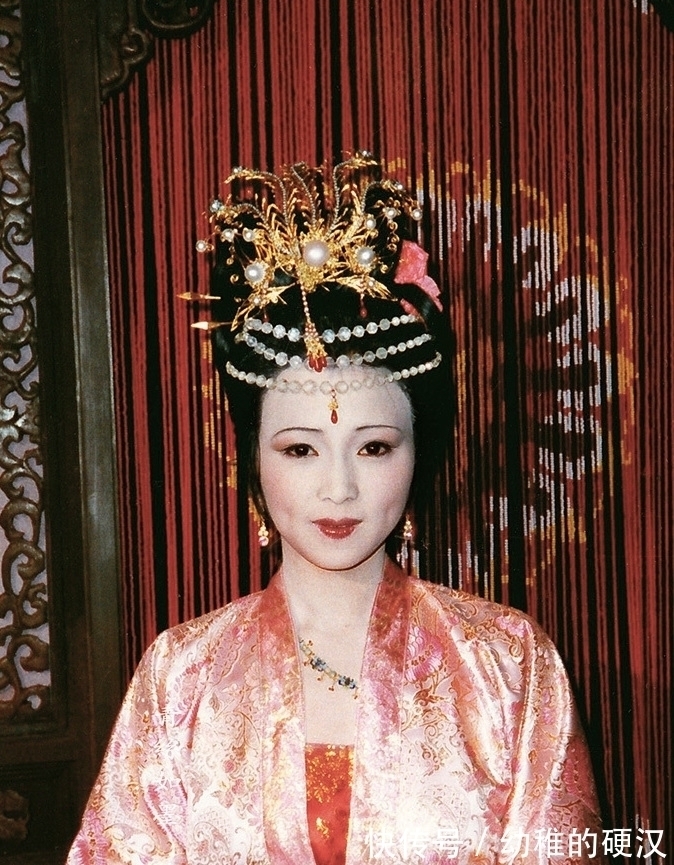 张大夫$几个细节看出贾蓉内心:父亲贾珍和妻子秦可卿的奸情,我早知道了