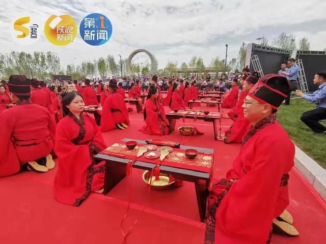 花钗|50对西铁新人举行汉服集体婚礼