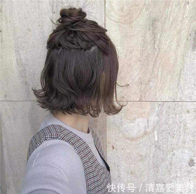 杨紫|2021年流行“短发扎一半”,减龄满分,承包春夏的美